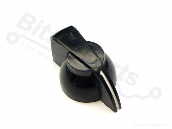 Button Chicken Head black